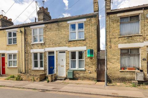 3 bed property, in Cavendish Road, £375,000