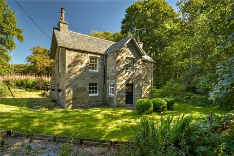 3 bed property, in Gardeners Cottage, £195,000