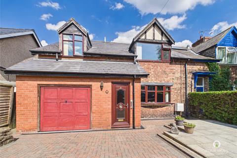 4 bed property, in Victoria Terrace, £210,000