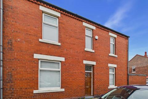 3 bed property, in Alma Place, £259,950