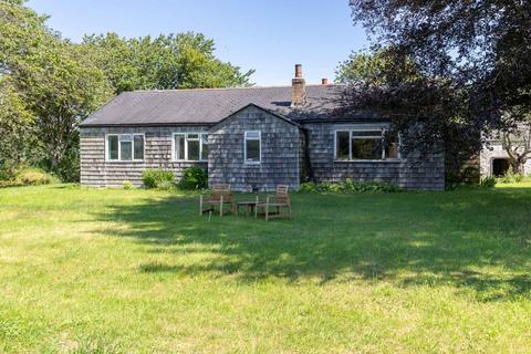4 bed property, in Cherry Tree Cottage, £110,000