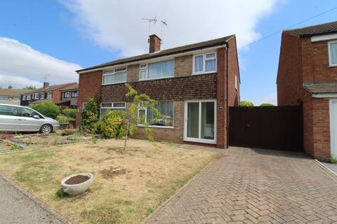 3 bed property, in Shelley Road, £259,000