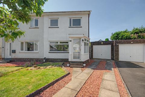 3 bed property, in 66 Sillars Meadow, £140,000