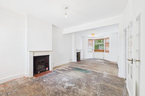 3 bed property, in Sidcup, £525,000