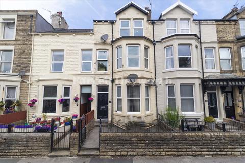 4 bed property, in Parliament Street, £205,000