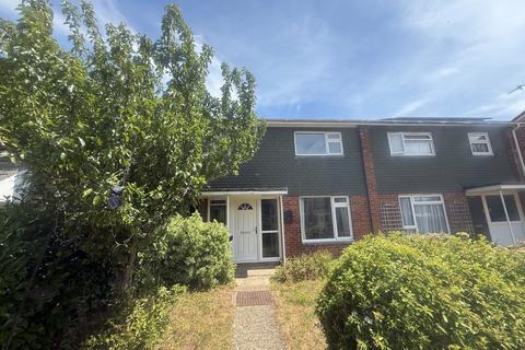 3 bed property, in Christopher Crescent, £310,000