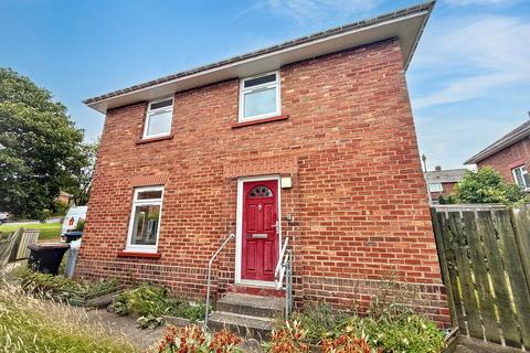 3 bed property, in Surrey Crescent, £75,000