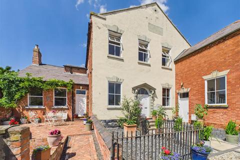 4 bed property, in Bondgate, £595,000