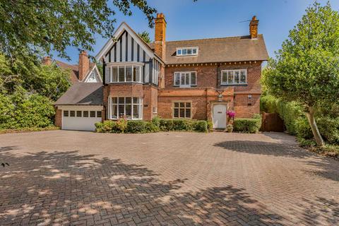 6 bed property, in Lichfield Road, £1,500,000