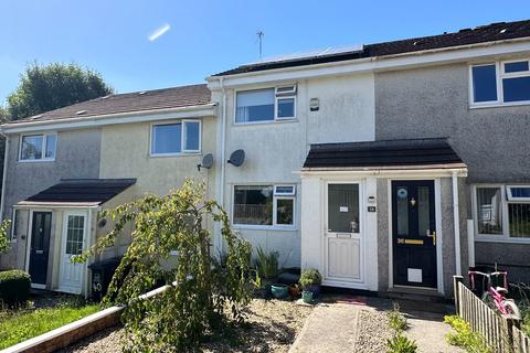 2 bed property, in Dunsterville Road, £222,500