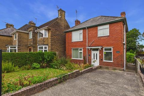 3 bed property, in Highfield Lane, £290,000