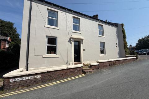 4 bed property, in Knowe Terrace, £199,950