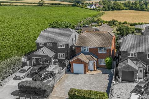 4 bed property, in Combe Hill, £499,950