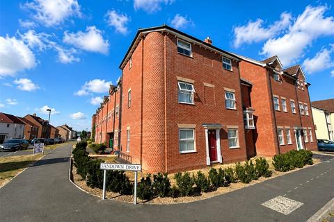 1 bed property, in Sandown Drive, £99,950