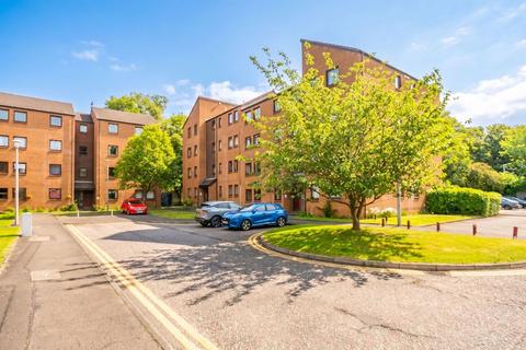 1 bed property, in White Park, £115,000