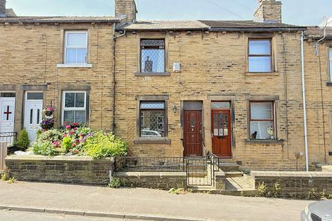 2 bed property, in Mount Avenue, £120,000