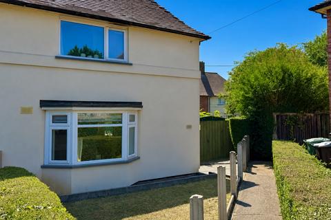 2 bed property, in Allendale Avenue, £160,000