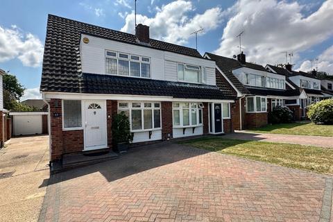 3 bed property, in South Ridge, £520,000