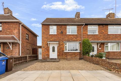 3 bed property, in Ladysmith Road, £165,000
