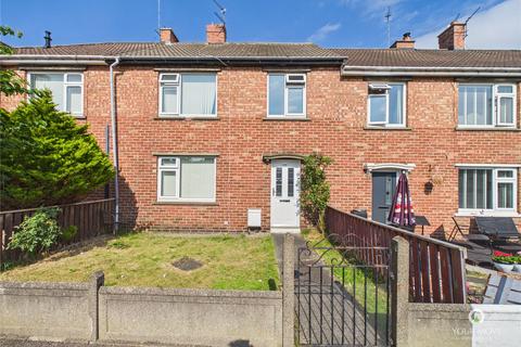 3 bed property, in Chiltern Avenue, £125,000