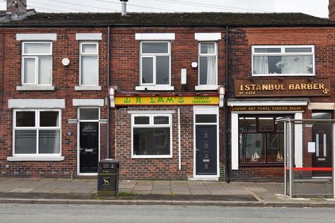 2 bed property, in Chorley Road, £110,000
