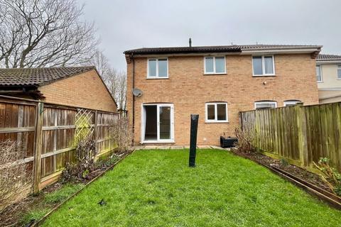 1 bed property, in Derwent Grove, £185,000