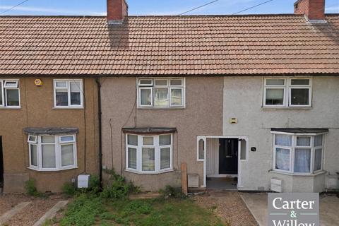 2 bed property, in Rugby Road, £350,000