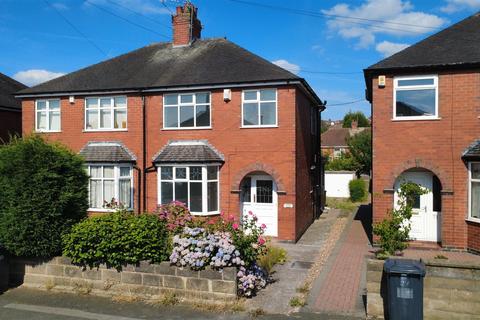 3 bed property, in Heath Avenue, £235,000
