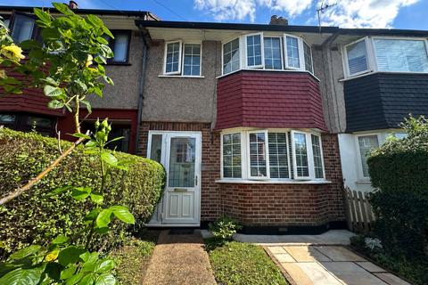 3 bed property, in Brockman Rise, £500,000