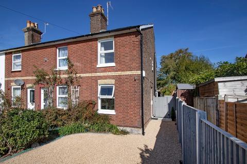 2 bed property, in South View Road, £350,000