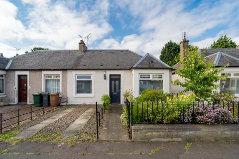 2 bed property, in 137 Restalrig Avenue, £345,000