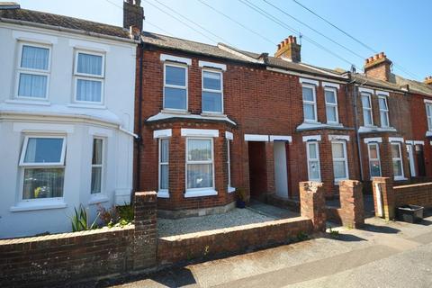 3 bed property, in Dunnett Road, £280,000