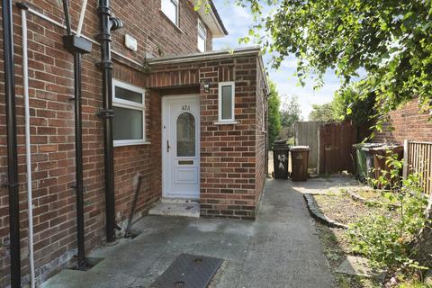 1 bed property, in Liverpool Road, £105,000