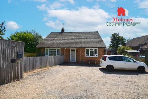 3 bed property, in Catsfield, £550,000