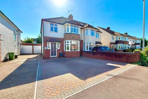 4 bed property, in Swifts Green Road, £460,000