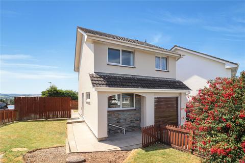 3 bed property, in Britten Drive, £299,950