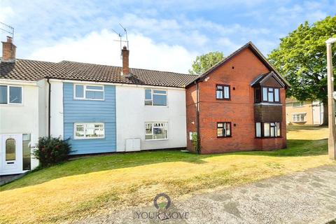 2 bed property, in Foxwalks Avenue, £125,000