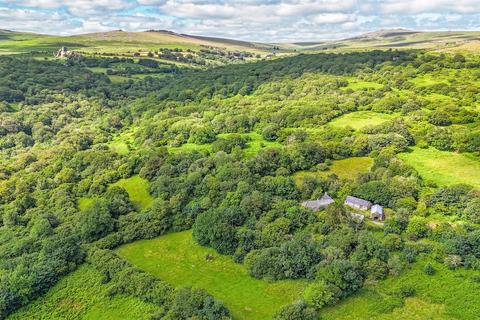 4 bed property, in Sampford Spiney, £790,000
