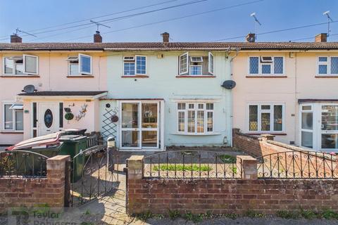 3 bed property, in Cherry Lane, £365,000