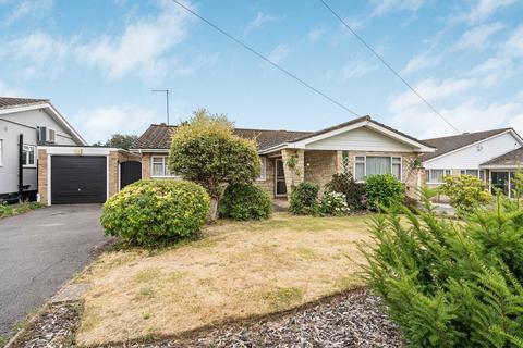 3 bed property, in Birch Grove, £850,000