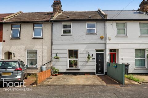 3 bed property, in Kings Road, £475,000