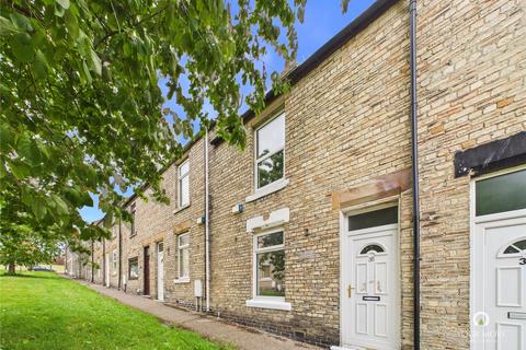 2 bed property, in Severn Street, £45,000