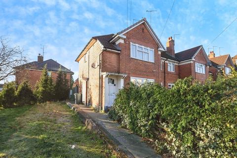 2 bed property, in Kings Road, £155,000