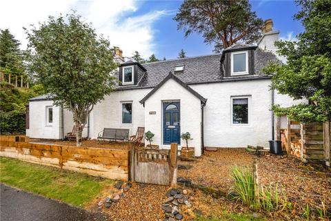 3 bed property, in Tigh-Na-Creig, £440,000