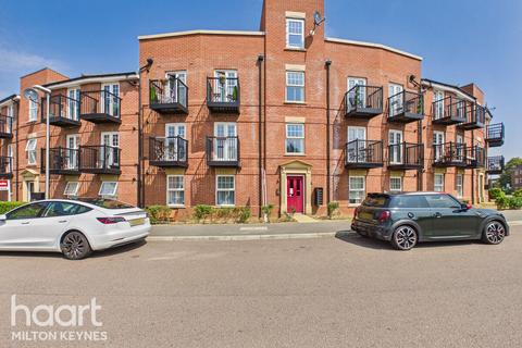 2 bed property, in Summerlin Drive, £230,000
