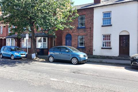 2 bed property, in Etnam Street, £130,000