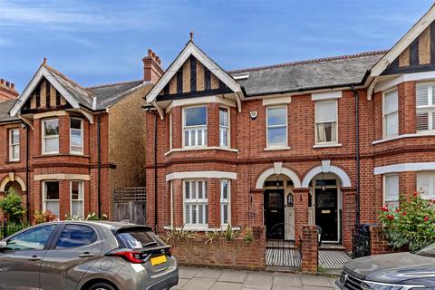 5 bed property, in Blandford Road, £1,375,000