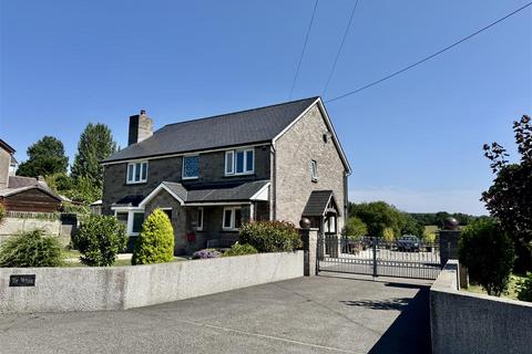 4 bed property, in Milo, £800,000