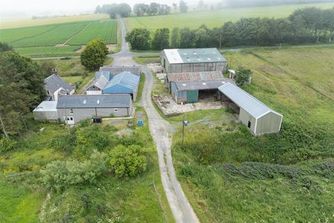 5 bed property, in Burnside Of Carnousie, £335,000