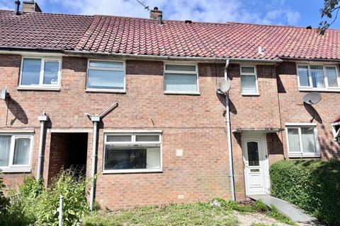 2 bed property, in Castlereagh Close, £79,995